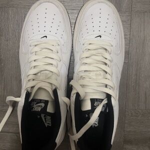 Nike Air Force 1 '07 LV8 White Black Size 10